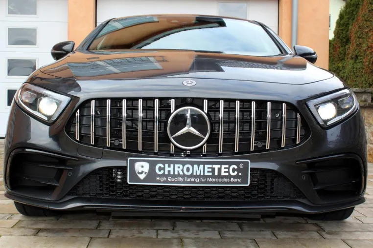 Bild: Chrometec-Frühjahrs-Facelift: Panamericana Style Kühlergrill für Mercedes Benz
