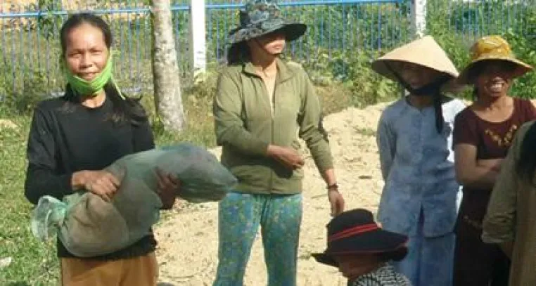 Die Arbeit von „Courage e.V.“ im I. Halbjahr 2011 in der Provinz Thua Thien Hue Bild: Die Arbeit von „Courage e.V.“ im I. Halbjahr 2011 in der Provinz Thua Thien Hue
