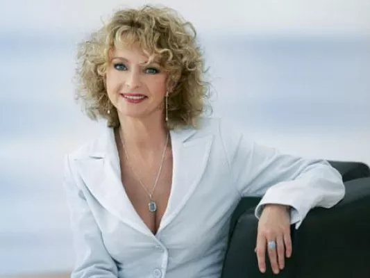 Bild: Sina Lenz - Radiopremiere ihrer kommenden Single