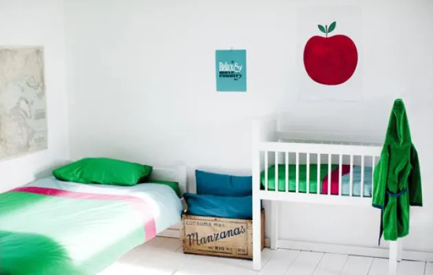 Bild: Auch große Geschwister müssen schlafen