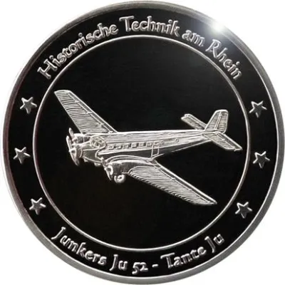 Bild: „Tante Ju“ auf Medaille geprägt