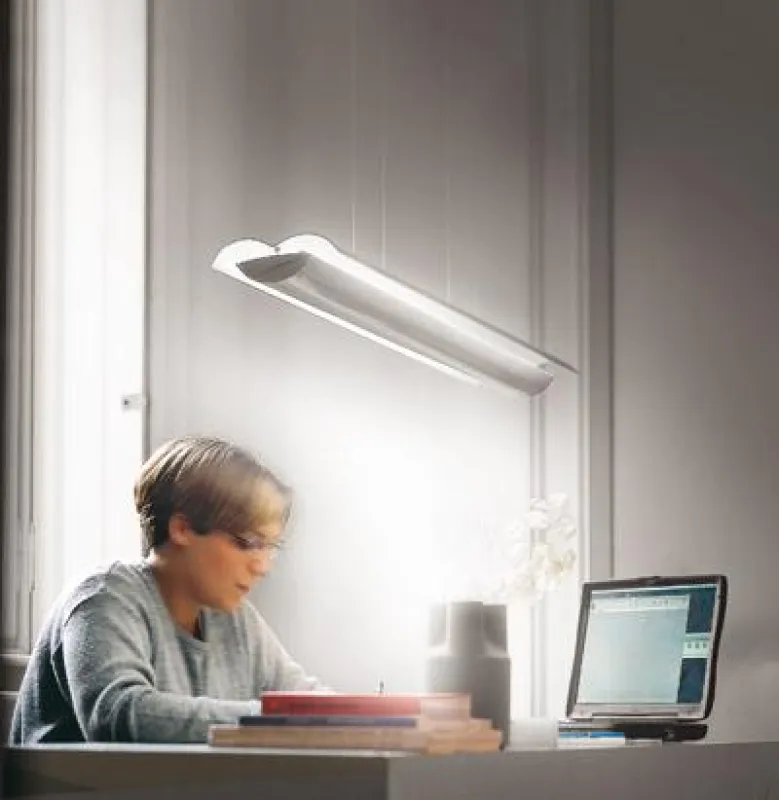 Moderne Beleuchtungsanlagen erzeugen das Licht äußerst effizient. Der Lohn einer Umrüstung: besseres Licht und geringere Betriebskosten. (Bild: licht.de)