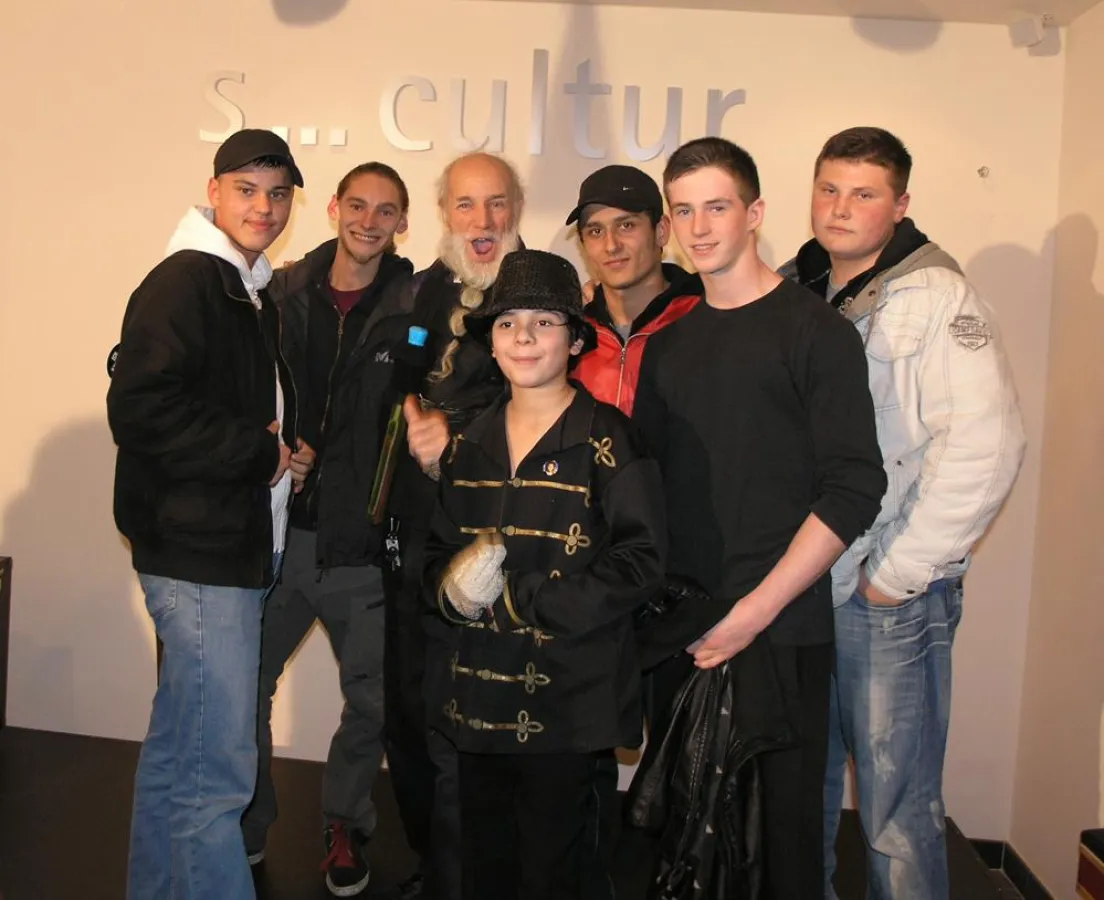 Nach dem Casting - Künstler und Zuschauer gemeinsam vor der Kamera