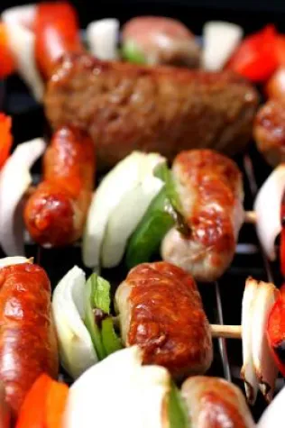 Bild: Grillpartys – Spaßbremse auf dem Weg zur Sommerfigur?