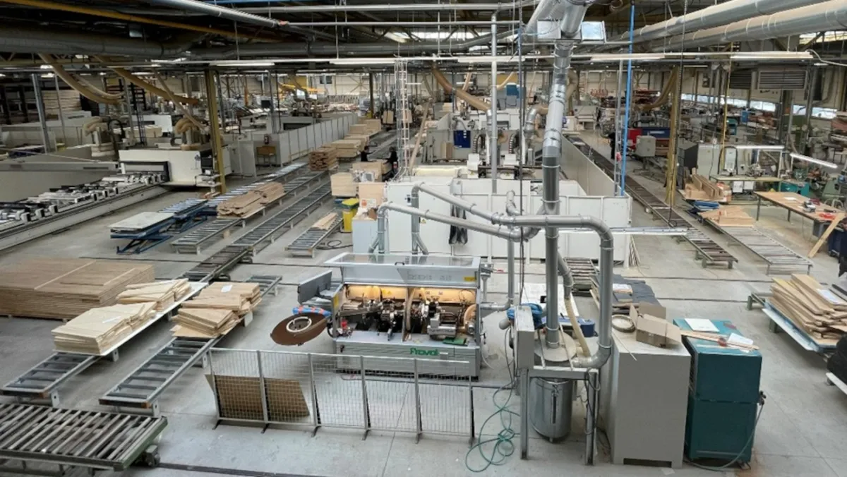Die Produktionshalle der Trappenfabriek Vermeulen. (© Busch Vacuum Solutions.)