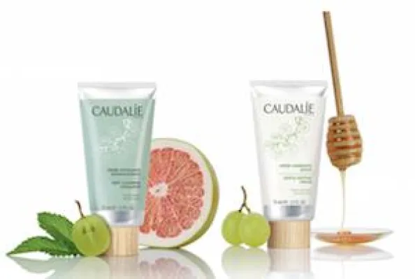 Bild: Scrub & Glow mit Caudalie - Die neuen Peelings von Caudalie für einen makellosen Teint