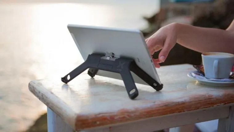 Bild: iPad-Halterung Kit für das iPad Air neu im Red Dot Shop