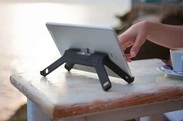 iPad-Halterung Kit für das iPad Air neu im Red Dot Shop Bild: iPad-Halterung Kit für das iPad Air neu im Red Dot Shop