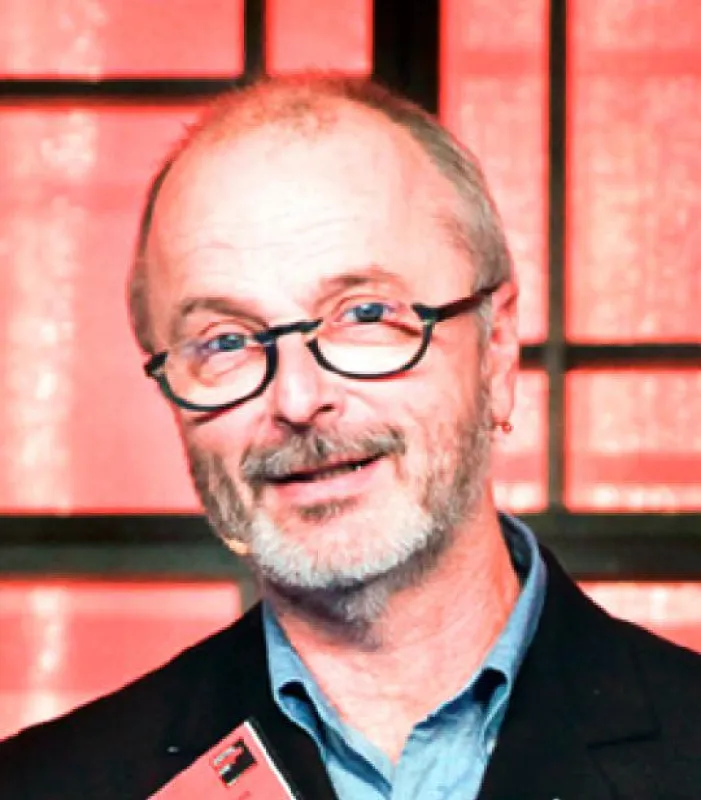 Rainer Schlatmann, Gründer des JNC Magazins und früherer Chefredakteur der Textil Mitteilungen