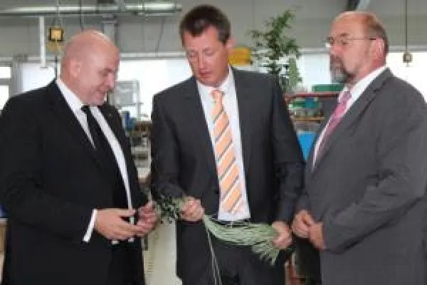 Bild: Harry Glawe besucht awekProtech