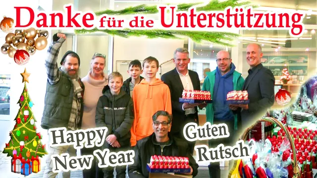 Vorbildliche Aktion: Hamburger Hotel spendete 80 Weihnachtsmänner für Bedürftige Bild: Vorbildliche Aktion: Hamburger Hotel spendete 80 Weihnachtsmänner für Bedürftige