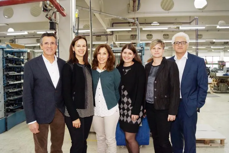 Frauenpower im Druckhaus - Eltern, Familie und Beruf als funktionierende Symbiose Bild: Frauenpower im Druckhaus - Eltern, Familie und Beruf als funktionierende Symbiose
