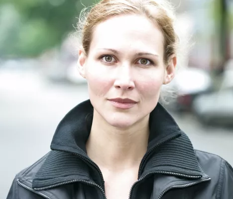 Bild: Stimmtrainerin erteilt kostenlose Tipps rund um das Thema Stimme