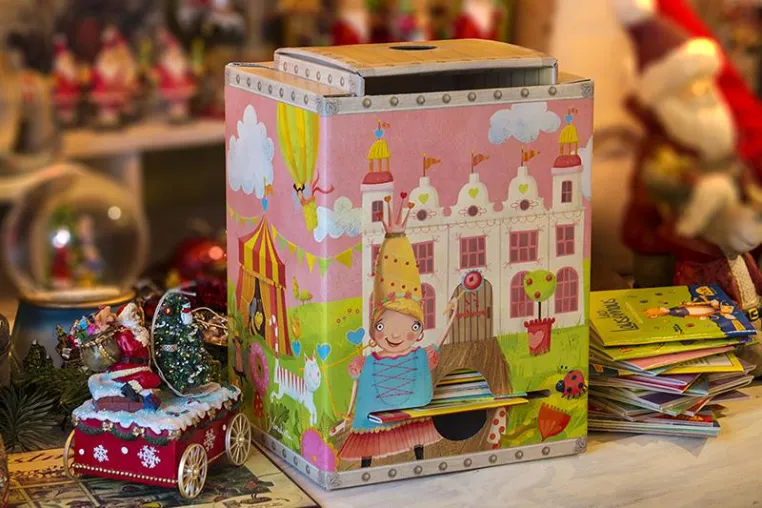 Für kleine Bücherfreunde - eine zauberhafte Box zu Weihnachten Bild: Für kleine Bücherfreunde - eine zauberhafte Box zu Weihnachten