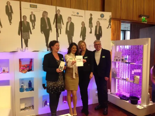 Bild: Cologne Business Day: Erfolgreiches Netzwerken am Messestand des Agenturverbunds der Leven Gruppe