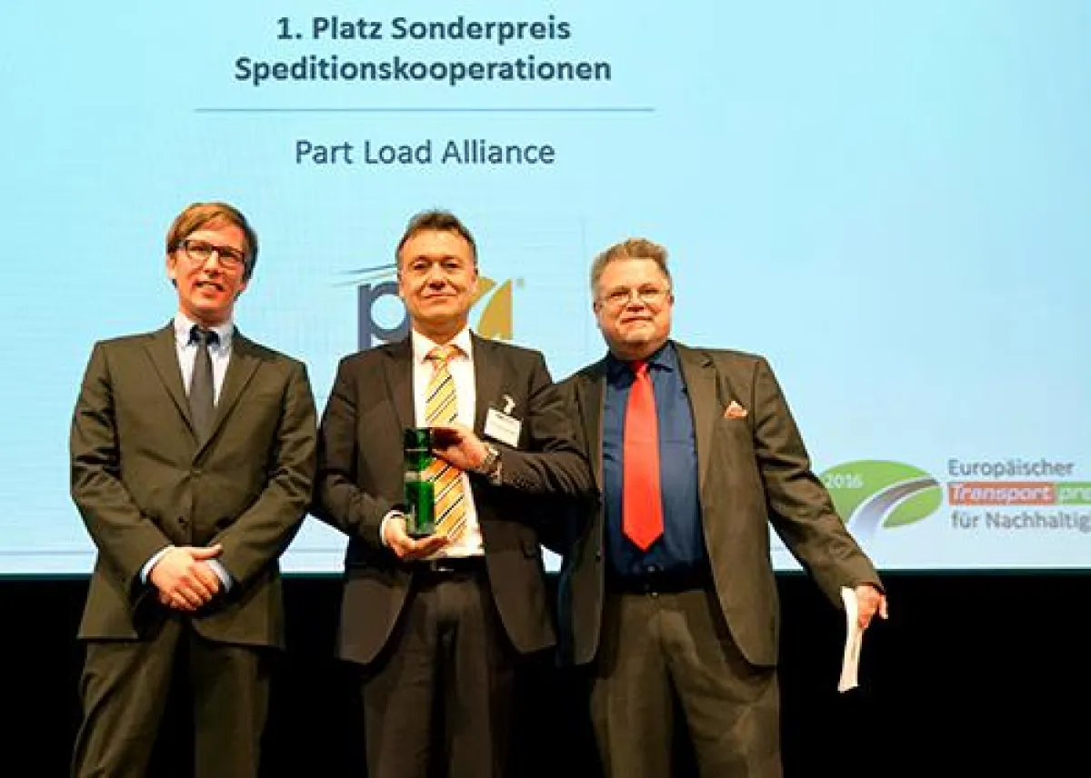 von li: Thomas Pietsch (Huss-Verlag), Heinz Hintzen (PLA), Torsten Buchholz (Huss-Verlag)