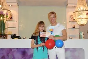 Wellnesstag per Luft-„Express“: Sieger Luftballonwettbewerb Eröffnungsfest Phönix Bad Ottobrunn steht fest Bild: Wellnesstag per Luft-„Express“: Sieger Luftballonwettbewerb Eröffnungsfest Phönix Bad Ottobrunn steht fest