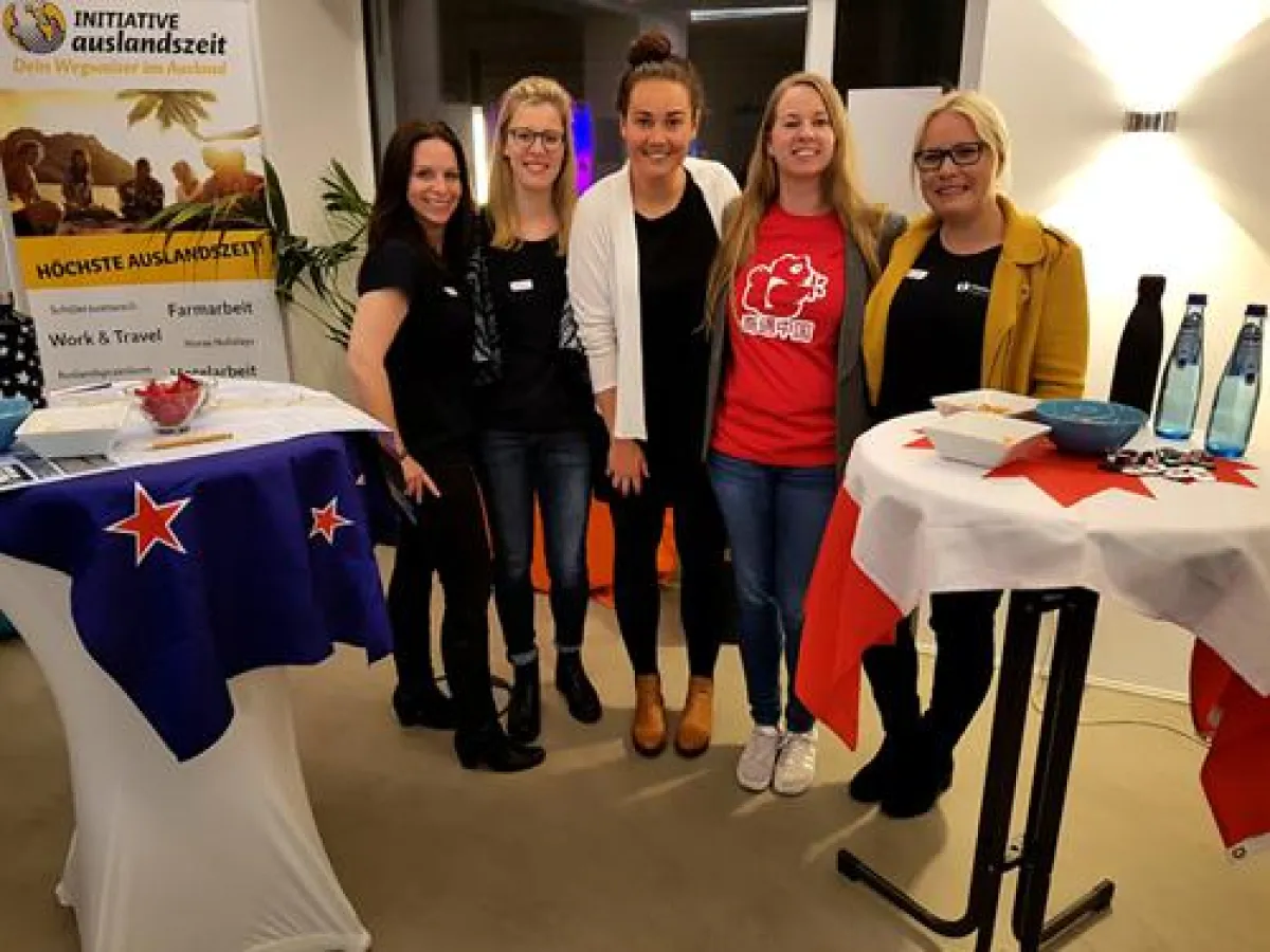 Reise-Experten auf der Work and Travel Meet & Greet in Rheda-Wiedenbrück