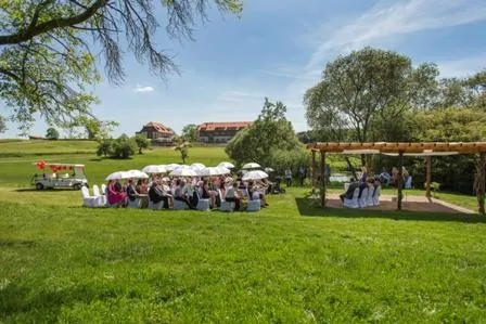 Traumkulisse Natur: "Ja, ich will" unter freiem Himmel - Heiraten im Spa & GolfResort Bild: Traumkulisse Natur: "Ja, ich will" unter freiem Himmel - Heiraten im Spa & GolfResort