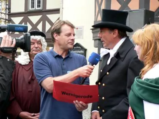 Bild: Geheimnis um MDR Sommertour - Stadtwette auf dem Marktplatz Wernigerode gelüftet