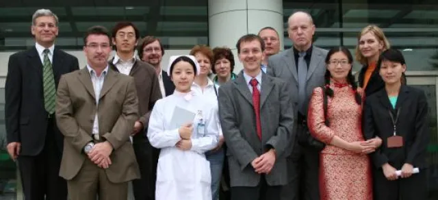 Bild: Wissenschaftler und Studierende der Gesundheitswirtschaft zu Gast in China