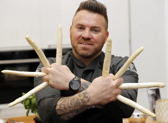 Bild: FSGG-Auszubildender Marcello Massimo Fabio meisterte Winterprüfung als Bester