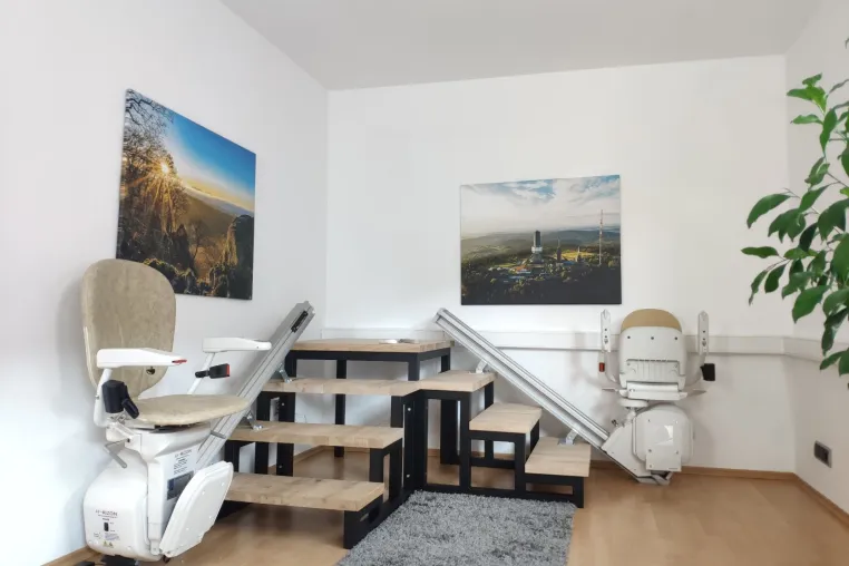 Barrierefrei wohnen in Duisburg – Treppenlift als Schlüssel zur Unabhängigkeit Bild: Barrierefrei wohnen in Duisburg – Treppenlift als Schlüssel zur Unabhängigkeit