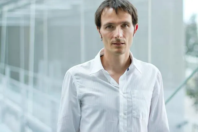 Bild: AZACO bewegt - mit neuem Imagefilm