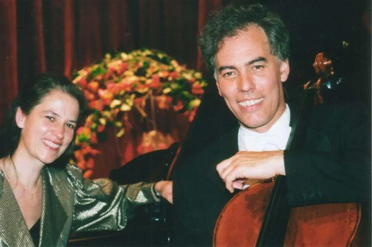 Prof. Stephan Haack (Solocellist) konzertiert weltweit schon seit 1990 mit seiner Ehefrau Prof. Michaela Pühn (Pianistin) als Duo Haack-Pühn mit großem Erfolg.
