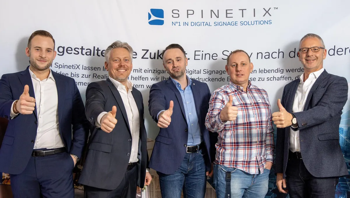VIDCO Studios und SpinetiX bei der Weltpremiere des HMP-400 in Neu-Isenburg