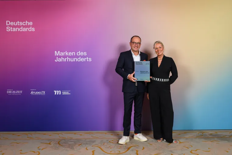 Original LÖWE zur "Marke des Jahrhunderts" ernannt Bild: Original LÖWE zur "Marke des Jahrhunderts" ernannt