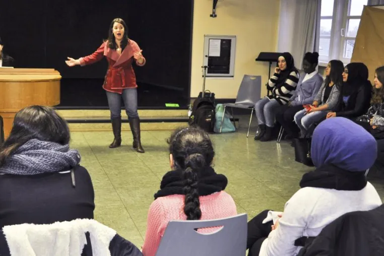 Bild: Rhapsody in School: Oper in der Schule?!