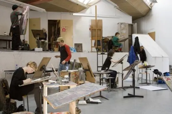 Bild: Kunstakademie Minerva aus Groningen lädt am 13. Mai zum Infotag mit Mappenberatung