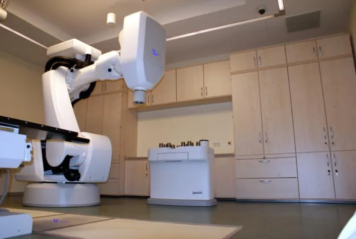 CyberKnife Zentrum Norddeutschland behandelt erste Patienten Bild: CyberKnife Zentrum Norddeutschland behandelt erste Patienten