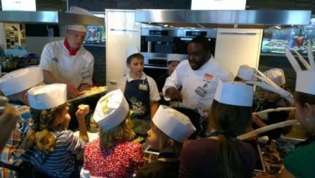 Bild: porta-Kinderkochclub und Familienfest bei porta in Potsdam am Samstag, 12.Mai lockten zahlreiche Besucher an