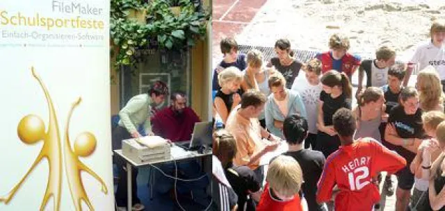 Innovationsoffensive an rund 3.000 deutschen Schulen: Lehrer setzen auf „FileMaker Schulsportfeste“ Bild: Innovationsoffensive an rund 3.000 deutschen Schulen: Lehrer setzen auf „FileMaker Schulsportfeste“