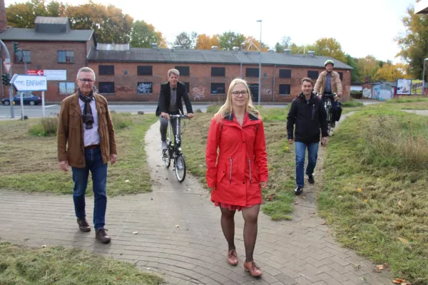 Bild: Intelligente Wegeplanung statt Trampelpfade: Forschungskonsortium in Lüneburg untersucht Fuß- und Radverkehr