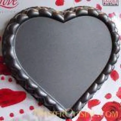 Bild: Mit Herz für den Muttertag backen