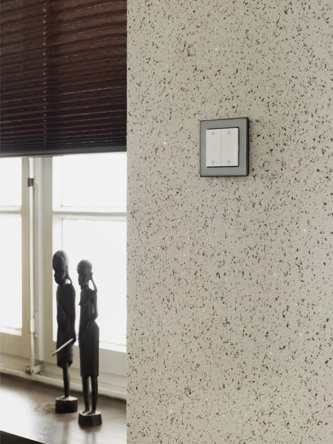 SiJaDe ist nicht nur in Weiß erhältlich, sondern auch als trendige Dekorbeschichtung in sechs weiteren Farbtönen. Bild: tdx/JaDecor