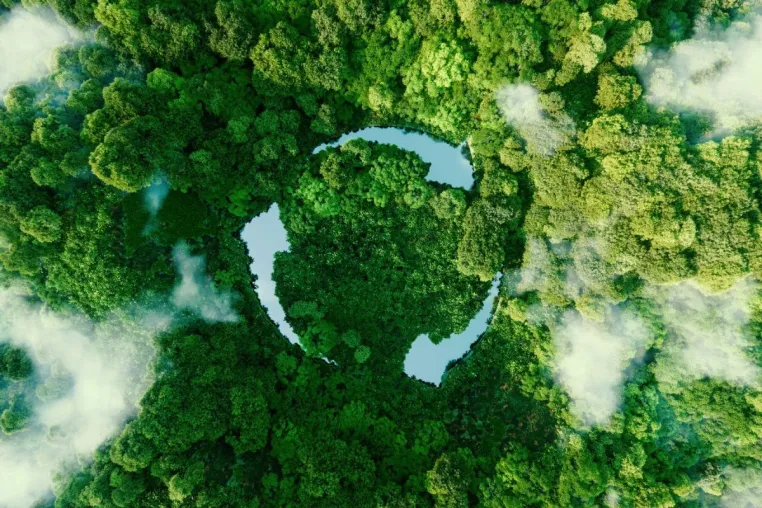 Bild: Zertifizierungen und Überwachungen bei Wurzer Umwelt - Qualität und Sicherheit im Fokus