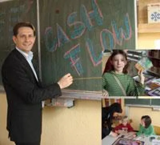 Bild: Kinder der Freien Aktiven Schule in Esslingen lernen, spielend das große Geld zu machen