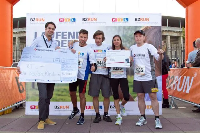 Bild: Über 80.000 Teilnehmer liefen beim B2RUN für den guten Zweck zur Unterstützung von „RTL – Wir helfen Kindern“