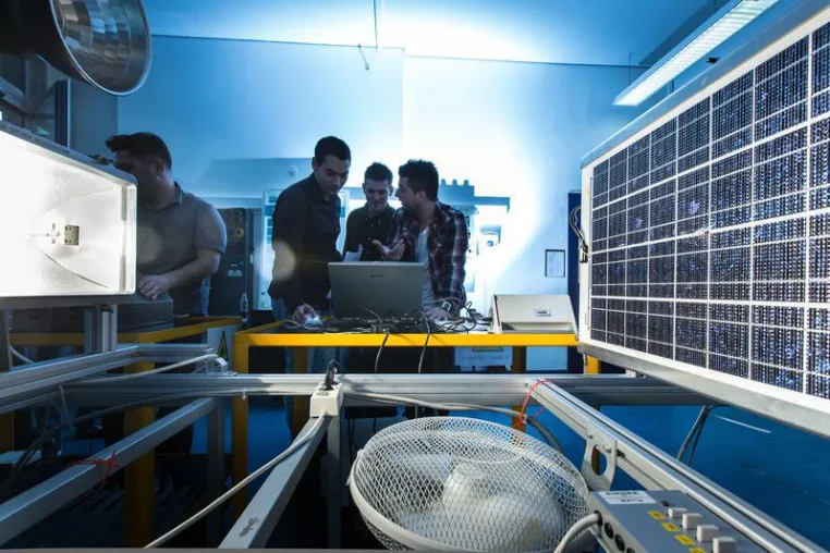 Bild: Freie Studienplätze: Duales Studium Elektrotechnik an der Beuth Hochschule