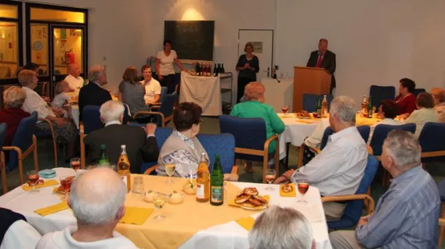 Bild: MEDIAN Rheingau-Taunus Klinik begrüßt polnische Gäste – Ehemalige KZ-Häftlinge zu Besuch in Bad Schwalbach