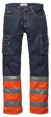 Jeans-Arbeitshosen von „Instreet“ punkten mit praktischer Ausstattung und einem modischen Design Bild: Jeans-Arbeitshosen von „Instreet“ punkten mit praktischer Ausstattung und einem modischen Design