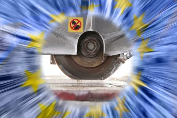 Bild: Maschinen im Griff, Sicherheit im Fokus: Die HDT-Maschinensicherheits- Seminare