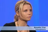 Annette Frier im Gespräch mit Bruder Paulus - Sonntag, 23.12.2007, 8.30 Uhr, N24 Ethik „Um Gottes Willen“ Bild: Annette Frier im Gespräch mit Bruder Paulus - Sonntag, 23.12.2007, 8.30 Uhr, N24 Ethik „Um Gottes Willen“