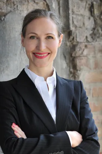 Bild: Der Papst geht, die Rhetorikpäpstin kommt - Zu Besuch bei Rhetorikcoach Jessica Wahl
