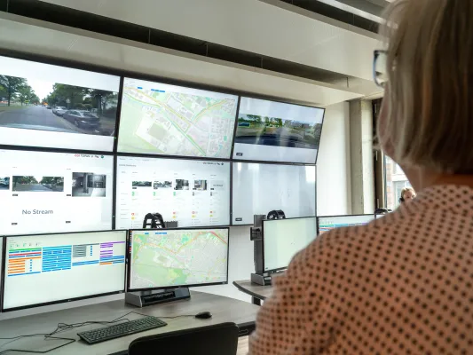 Intelligente Sicherheit für autonome Shuttles: Projekt „Safety Control Center“ feiert erfolgreichen Projektabschluss Bild: Intelligente Sicherheit für autonome Shuttles: Projekt „Safety Control Center“ feiert erfolgreichen Projektabschluss