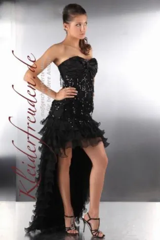 Bild: Brautkleider von Kleiderfreuden bei „Germany’s next Topmodel“